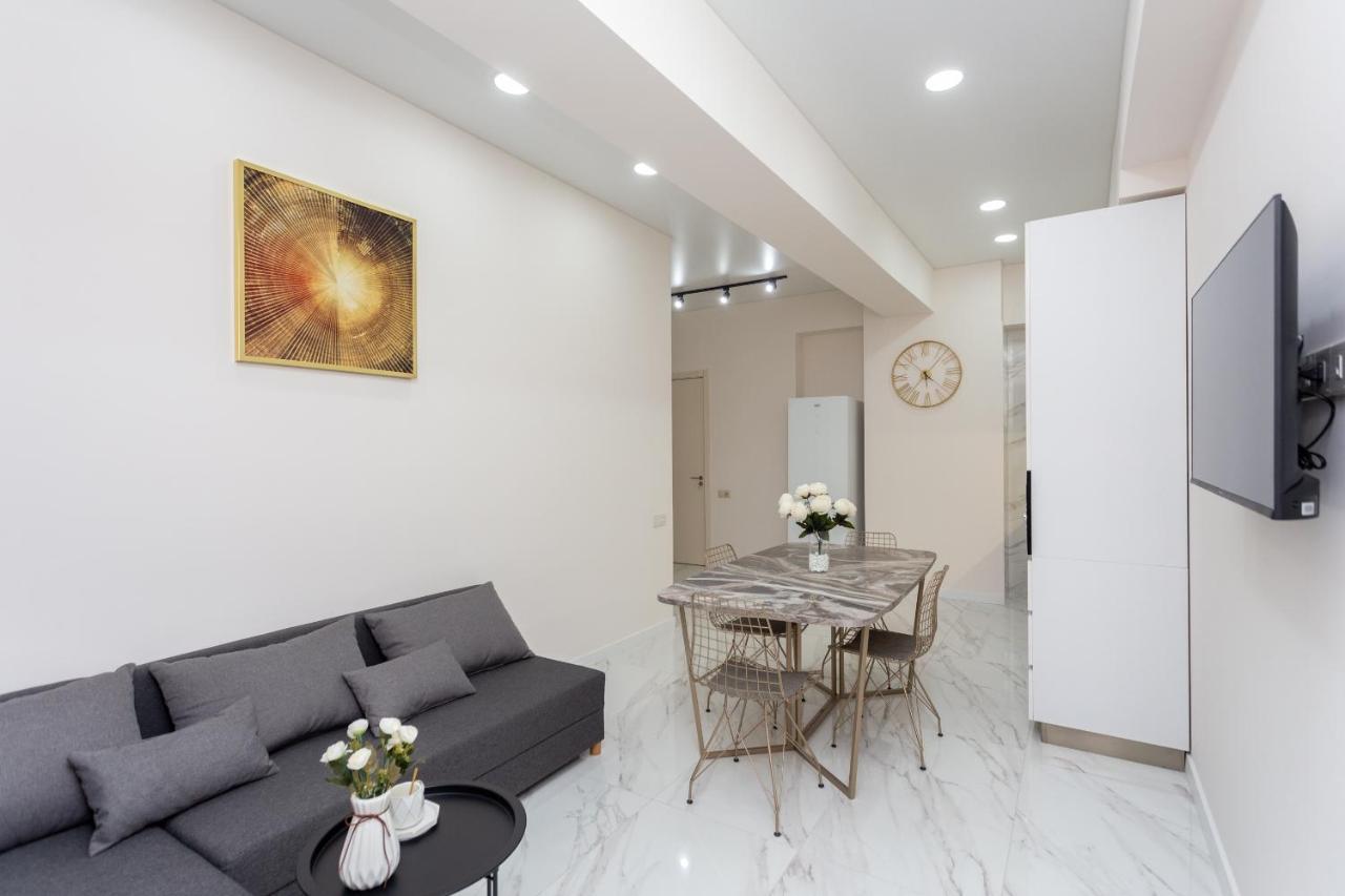 New Saburtalo Apartment Tbilisi Luaran gambar